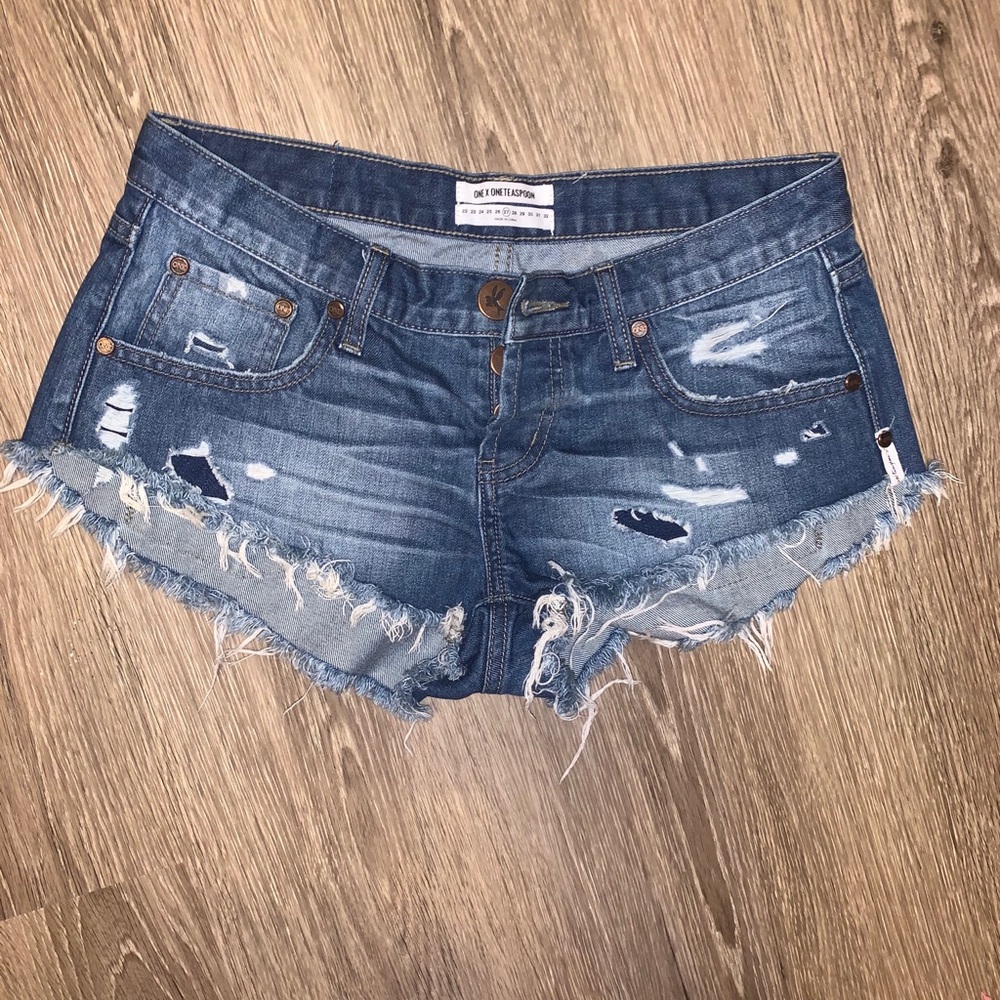 One teaspoon Bonita’s cutoff shorts